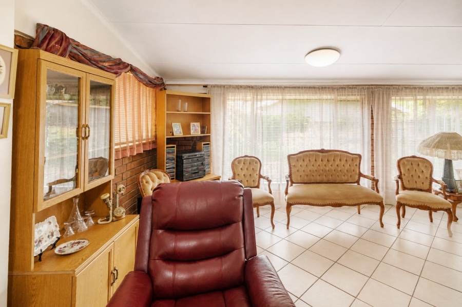 3 Bedroom Property for Sale in Ifafi North West